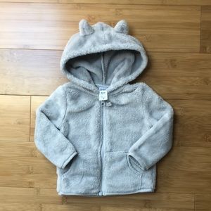 Carter’s sweatshirt